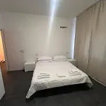 Greta Apartament *